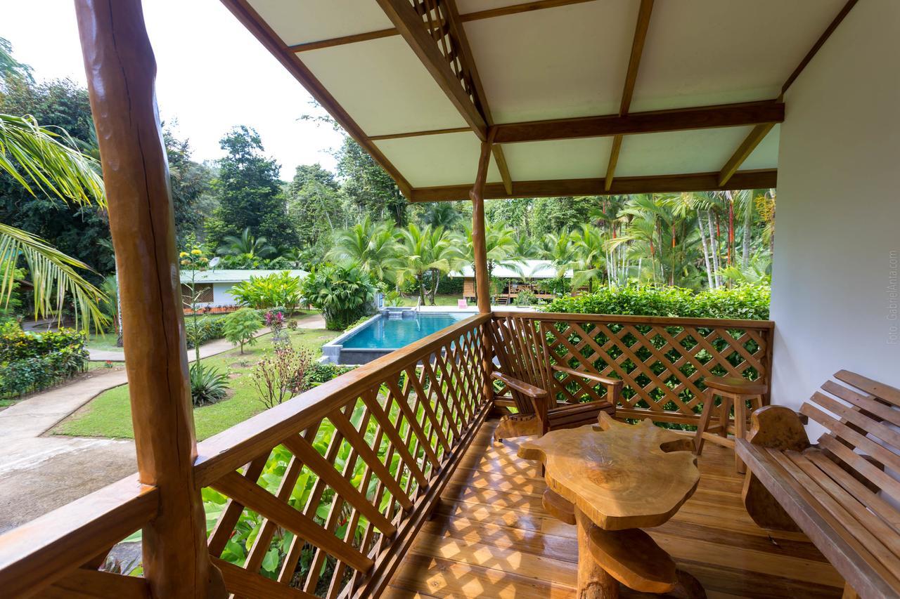 Passion Fruit Lodge Cahuita Exteriör bild